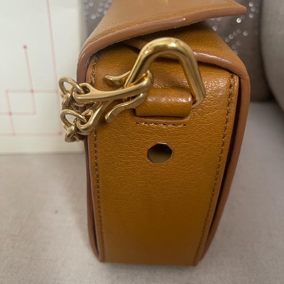 Alexander McQueen handbag show the bag or clutch 100% authentic - Picture 15 of 16